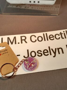 Handmade Resin Pisces Zodiac Keychain | Astrology Star Sign Accessory 